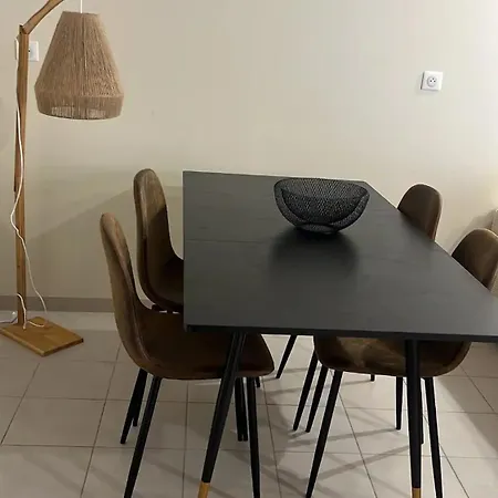 Dream Appartement!! Spacieux ,Calme Au Rez-De-Chaussee Bourg-en-Bresse Buitenkant foto