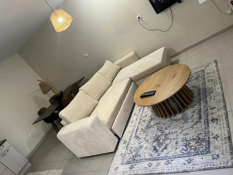 Dream Appartement!! Spacieux ,calme Au Rez-de-chaussee Apartment *